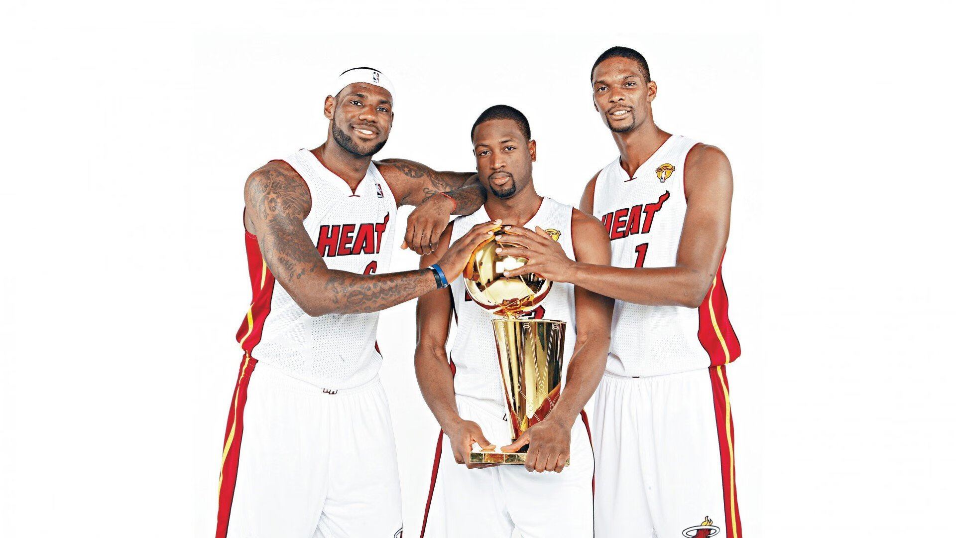 篮网力克猛龙,浓眉在美加墨世界杯接管比赛,双线战场上的王者证明