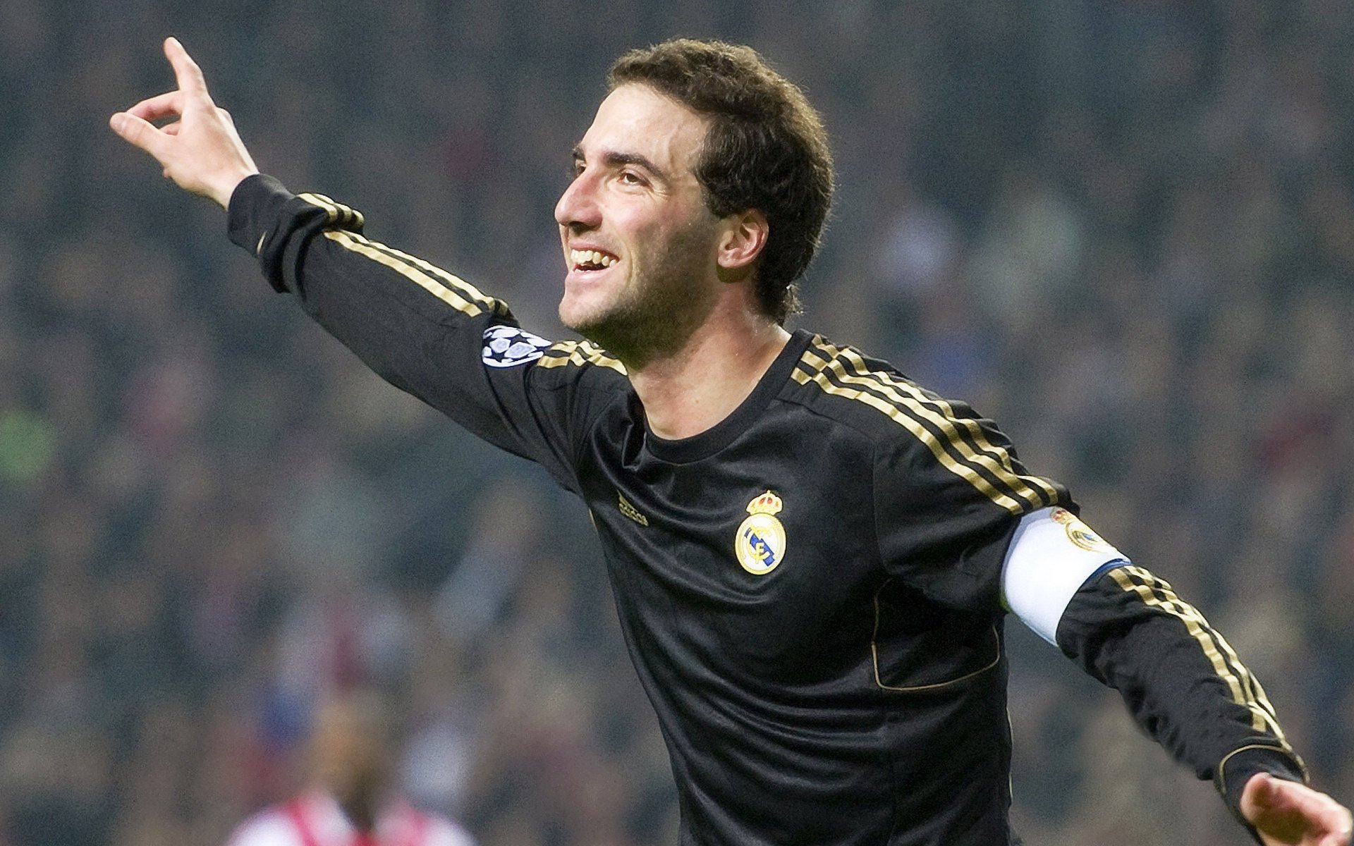 特奥一锤定音,摩洛哥火力全开压制那不勒斯